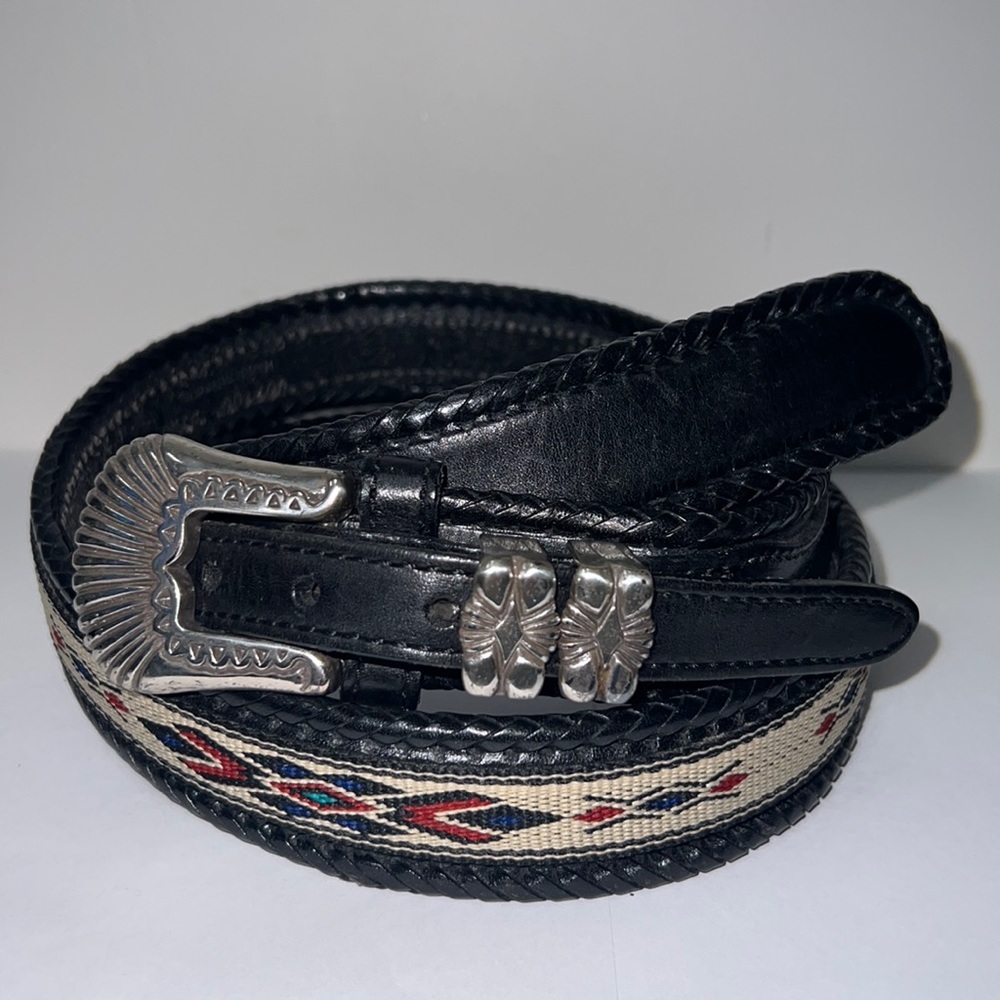 Wrangler Western Vintage Leather Southwestern Embroidered Belt Silver Buckle